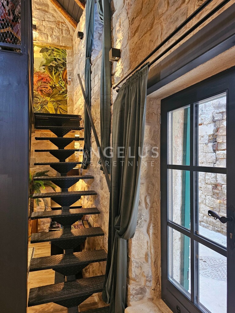 Image 6320610 - 14