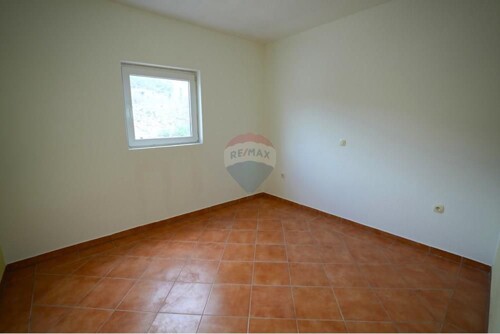Thumbnail 6320647 - 10