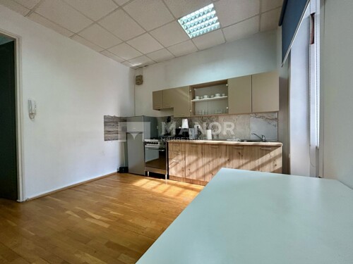 RIJEKA CENTAR - 3S KL stan, 85 m2, drugi red od mora