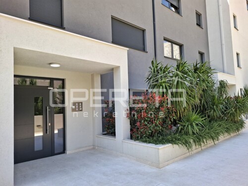 Thumbnail 6321433 - 14