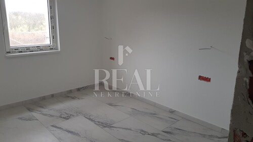 Thumbnail 6321453 - 7