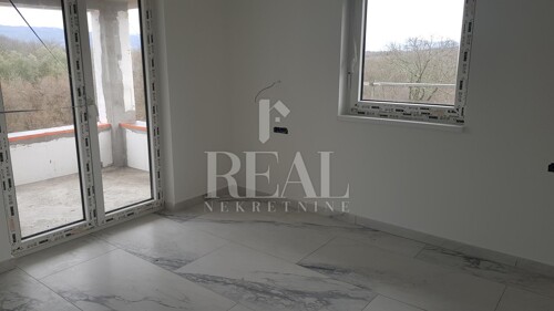 Thumbnail 6321453 - 8