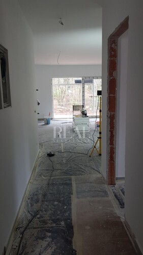 Thumbnail 6321457 - 4