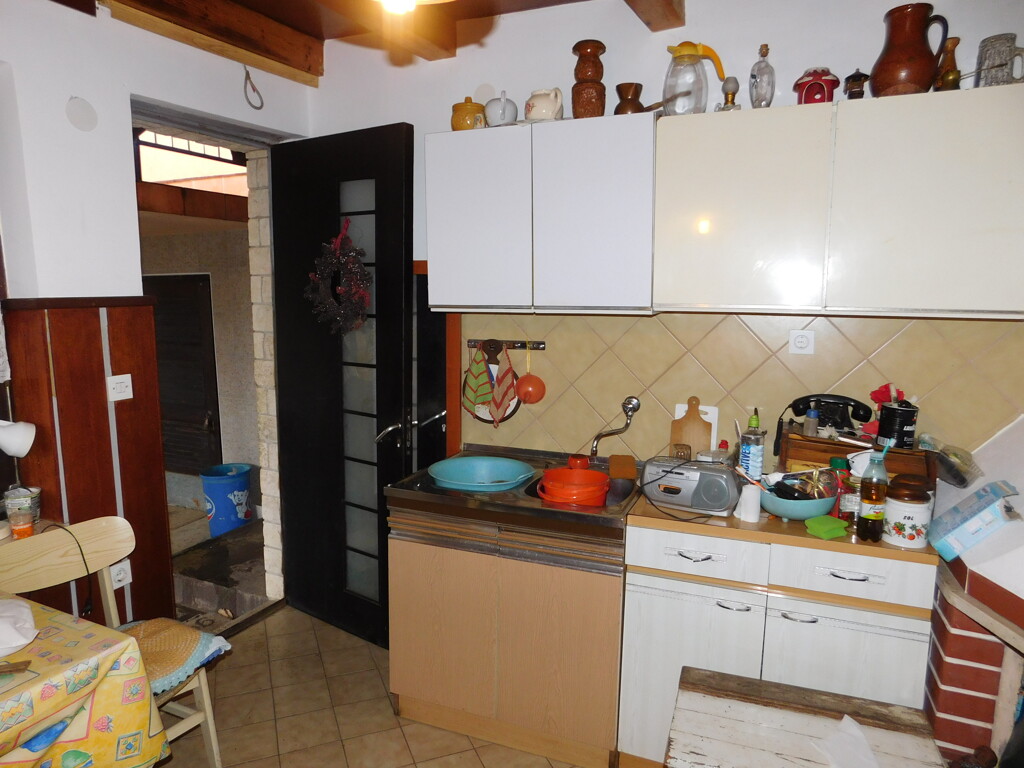 Image 6321838 - 8