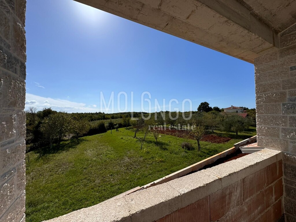 Image 6322144 - 9