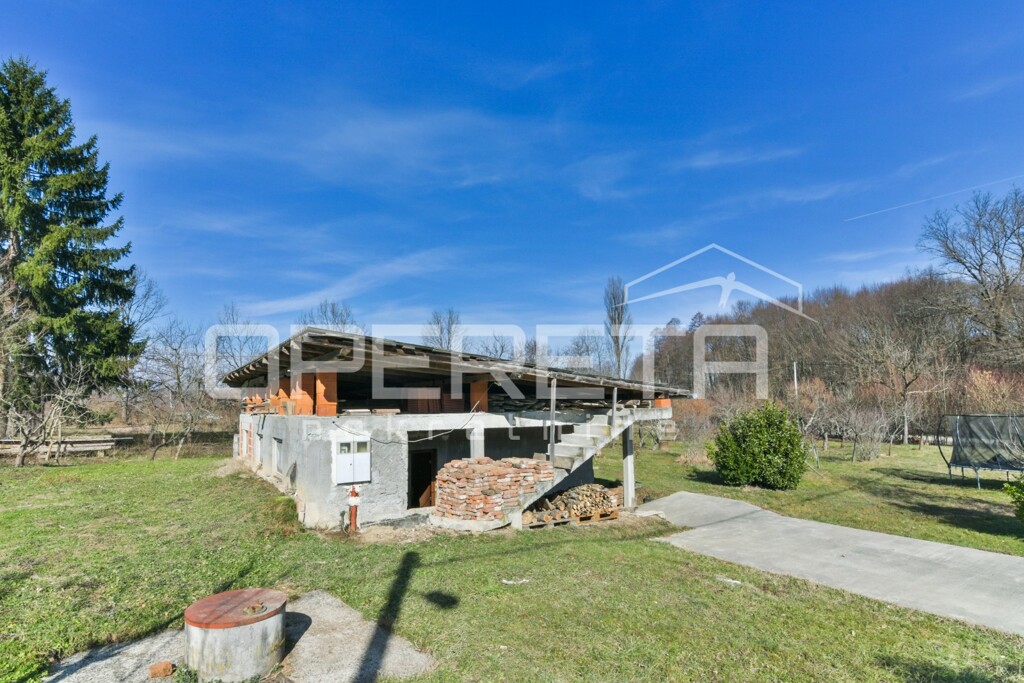 Image 6322438 - 12