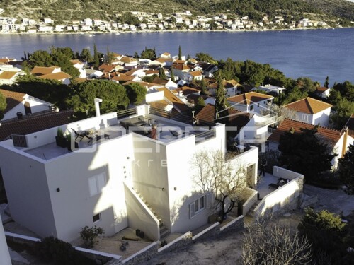 Thumbnail 6322451 - 13