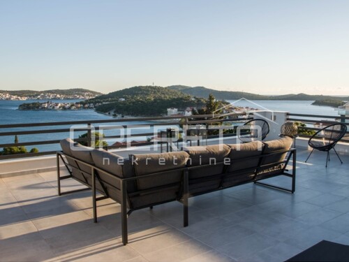 Thumbnail 6322451 - 12