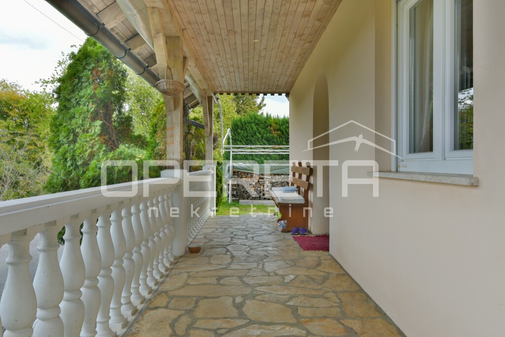 Image 6322460 - 7