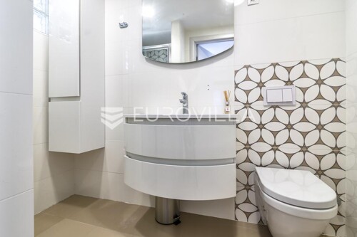 Thumbnail 6322565 - 18