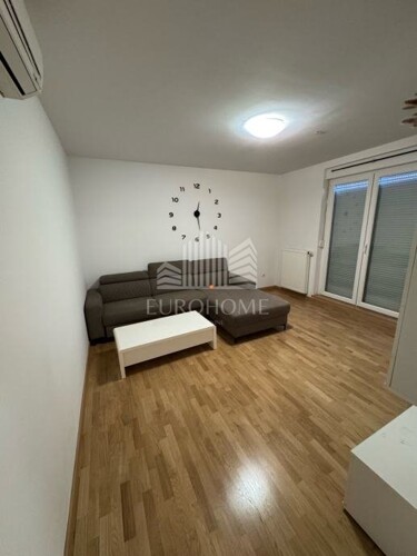 PENTHOUSE-STRMEC-184m2, 1790€/m2