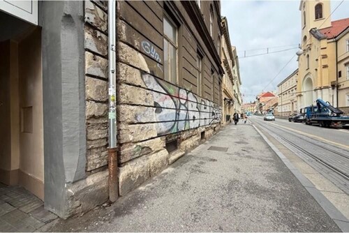Frankopanska-stan u potkrovlju za potpunu adaptaciju
