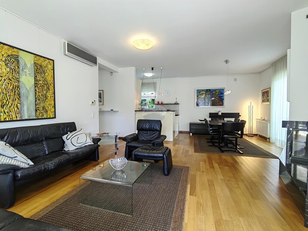 Image 6322743 - 6
