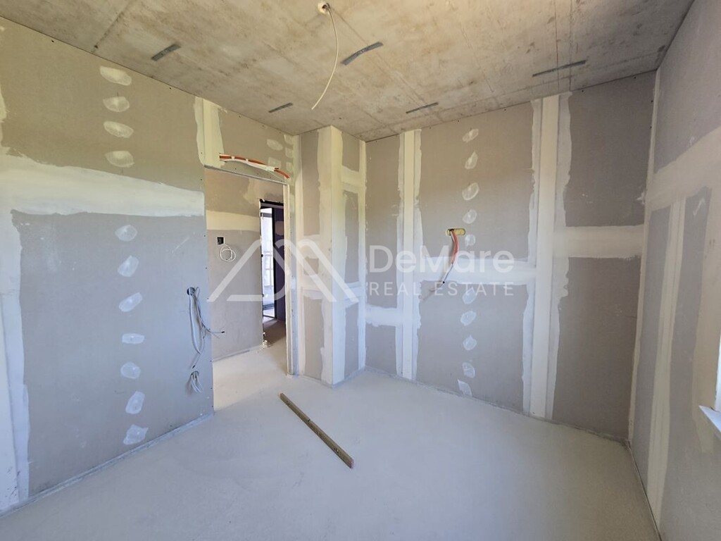 Image 6322778 - 8