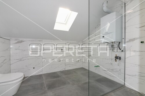 Thumbnail 6323055 - 4