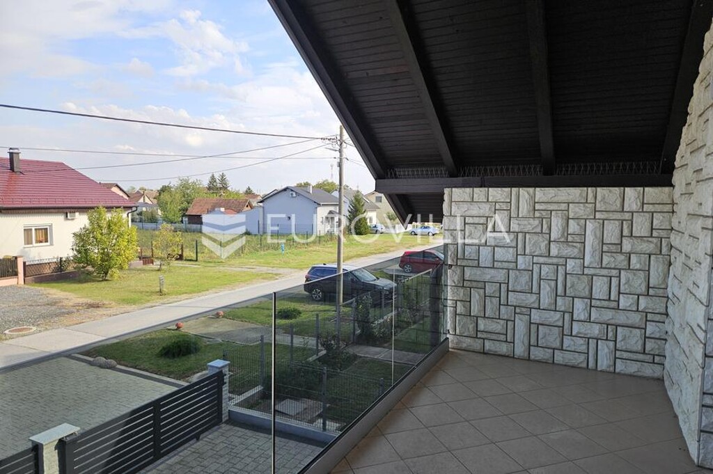 Image 6323213 - 17