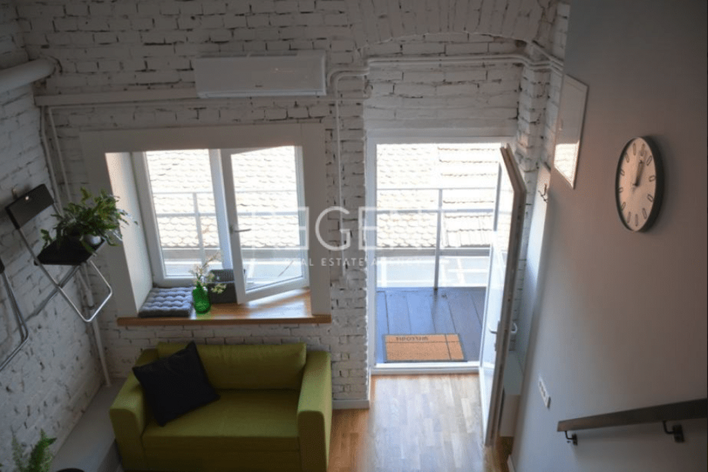 Image 6323435 - 7