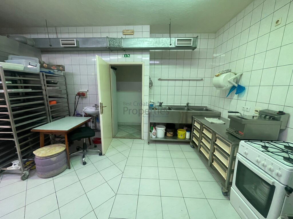 Image 6323440 - 19