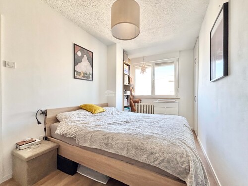 Thumbnail 6323448 - 5