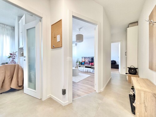 Thumbnail 6323448 - 7