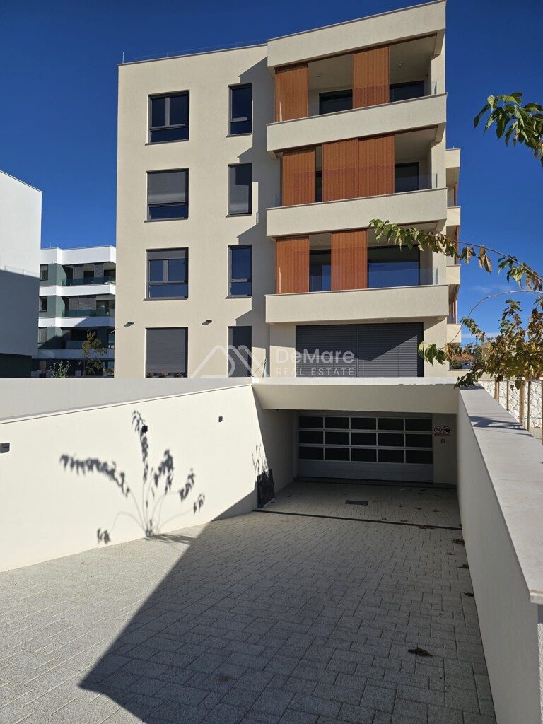 Image 6323463 - 4