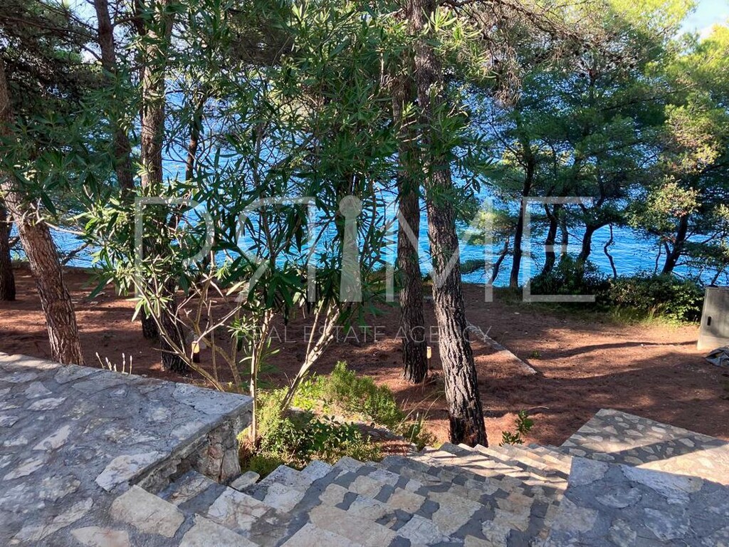 Image 6323658 - 1