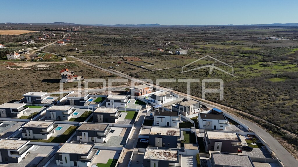 Image 6323663 - 5
