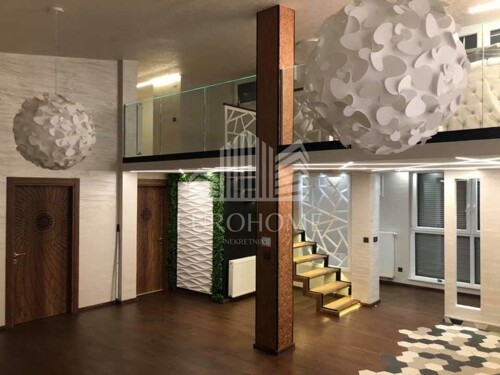Atraktivan namješteni trosobni penthouse Stenjevec 121,76m2