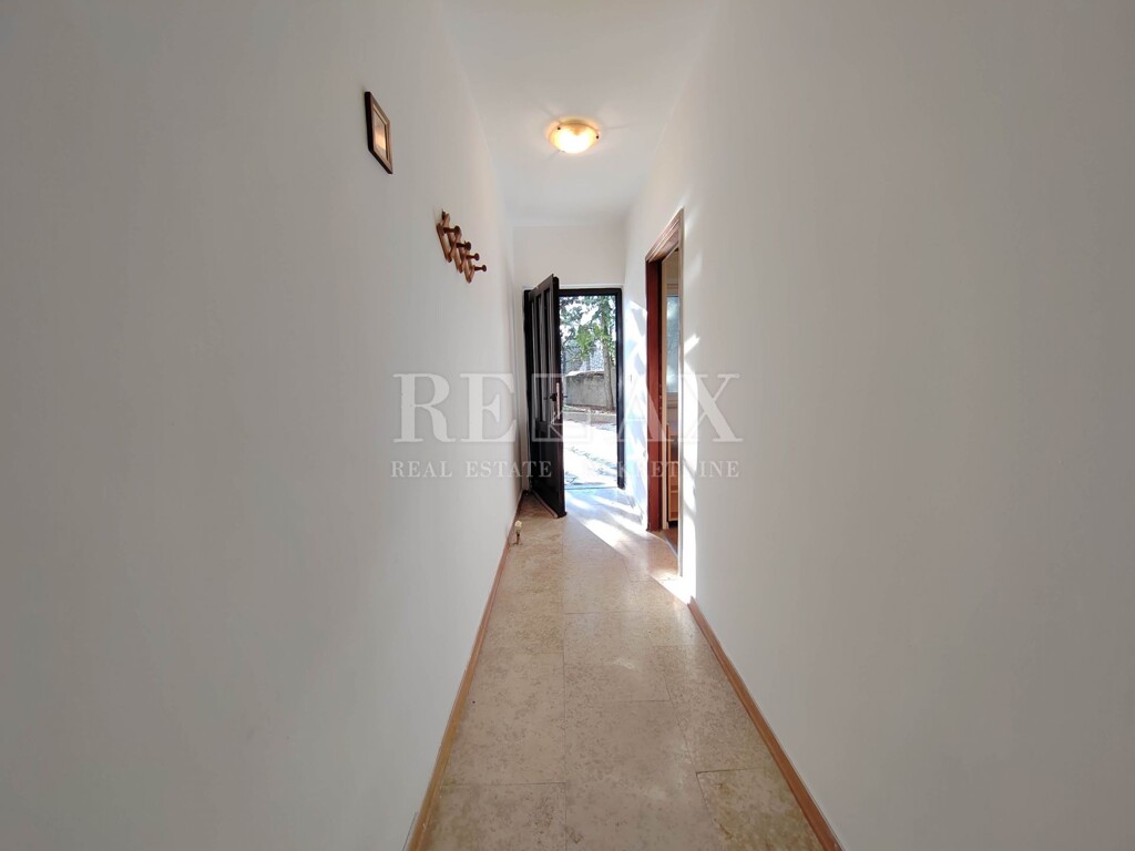 Image 6323869 - 8
