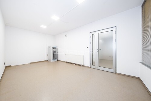 Thumbnail 6323886 - 12