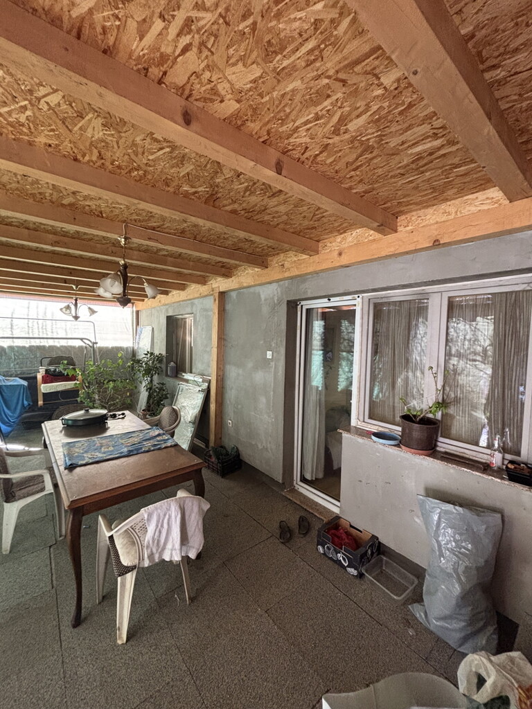 Image 6323955 - 8