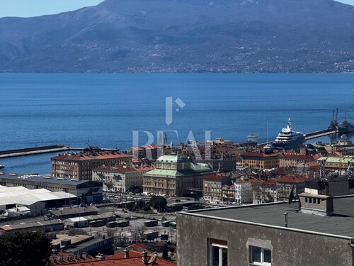 110,89 m2 u elitnom dijelu grada, Trsat, 3S+DB