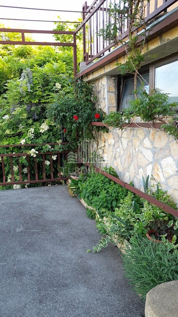 Image 6324332 - 25