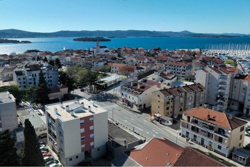 Dvosobni stan u centru Biograda - TOP lokacija, cca 56m2