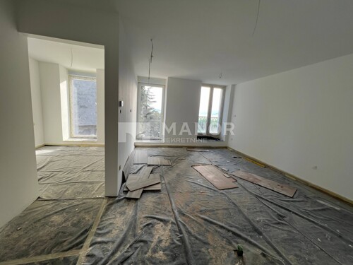 RIJEKA, PODMURVICE - Zgrada sa 6 stanova, 317 m2