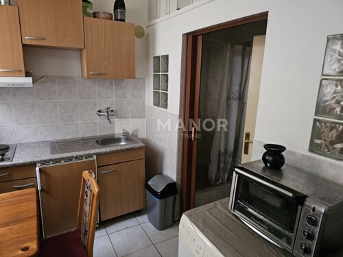 OPATIJA, ŠIRI CENTAR - 1S KL stan s okućnicom, 27 m2
