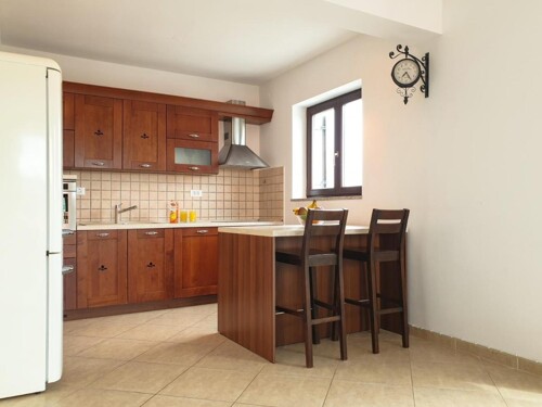 Thumbnail 6324592 - 5