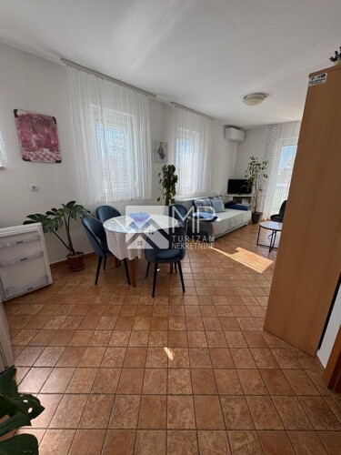 Medulin, studio apartman, 1.kat, parking, 400m od mora