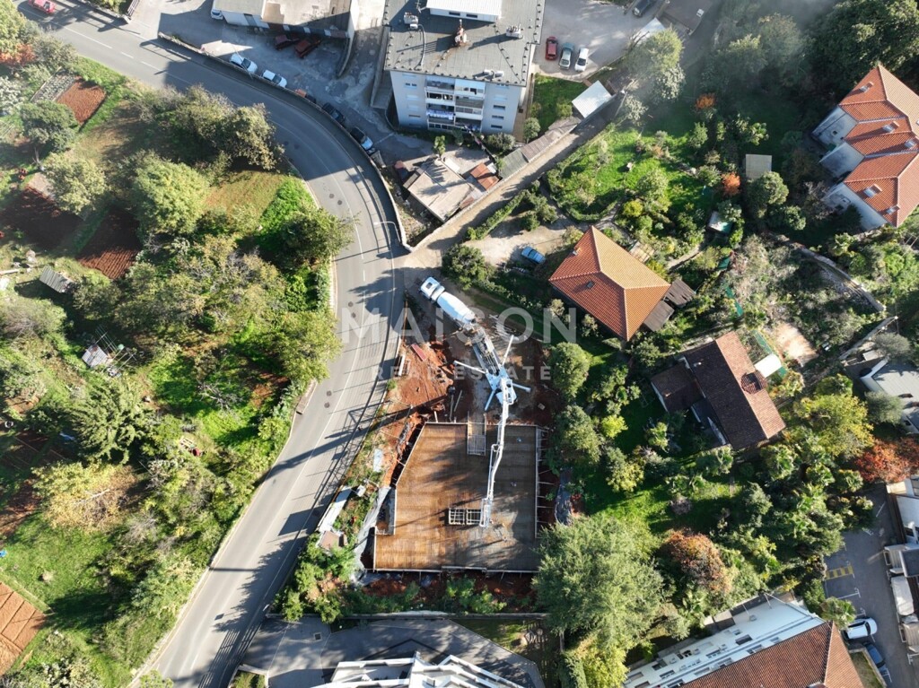 Image 6325230 - 12