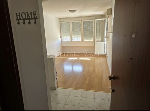 Belvedere zgrada, jednosoban stan 43,6 m2, prilika!
