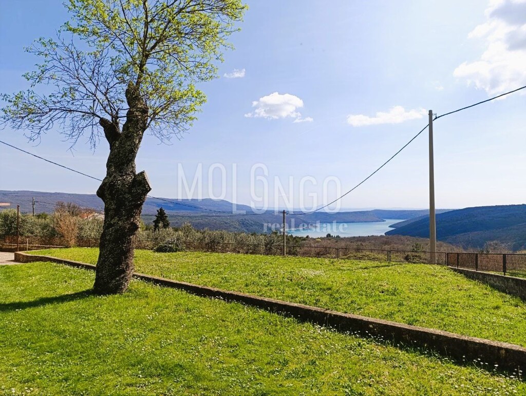 Image 6325275 - 5