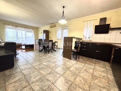 KOSTRENA, SV. LUCIJA - 3S+DB / etaža, 108 m2, pogled na more
