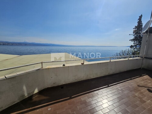 OPATIJA - 2 stambene jedinice, 1.red do mora, parkirališno m
