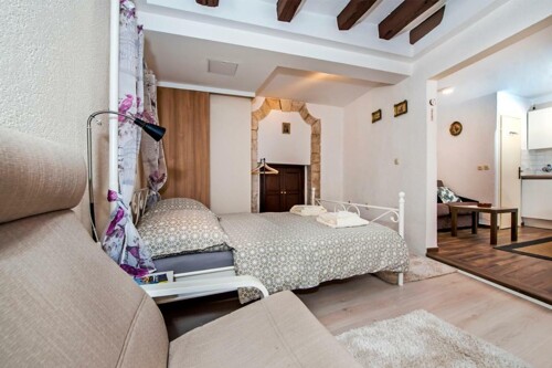 Thumbnail 6325340 - 6