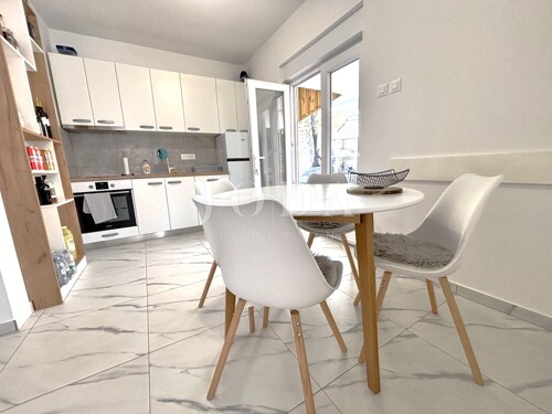 Thumbnail 6325515 - 8