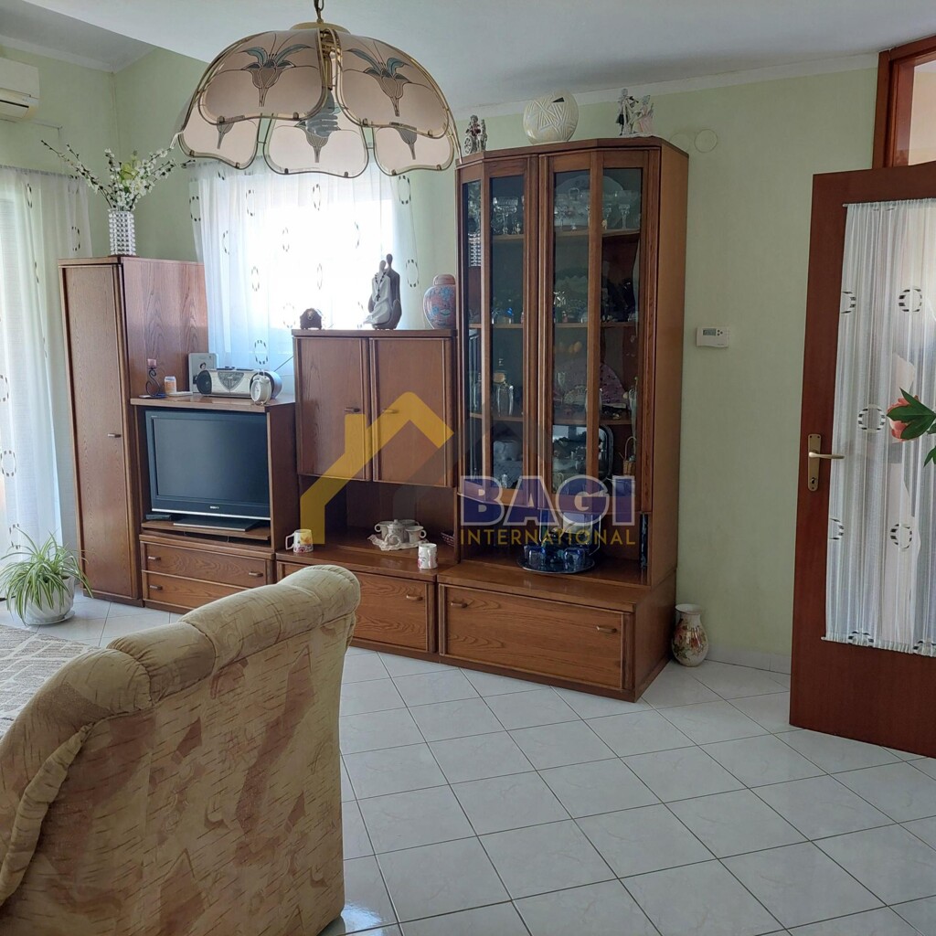 Image 6325631 - 4
