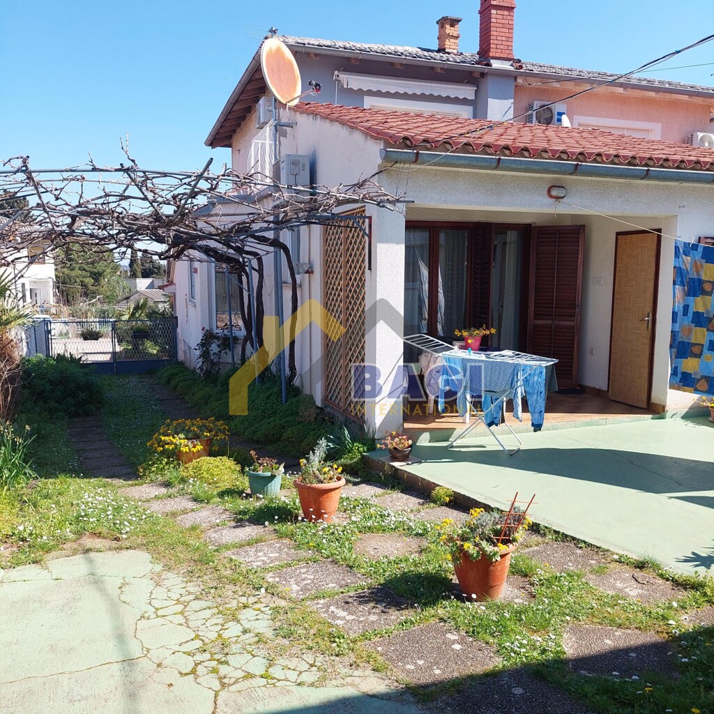 Image 6325631 - 3