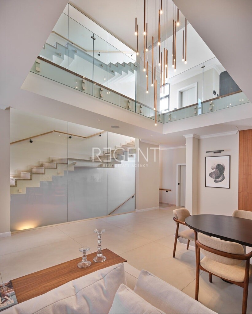 Image 6325715 - 7