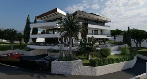 Prodaje se stan u luksuznoj vili – Ičići – 150 m², 1. kat, 2