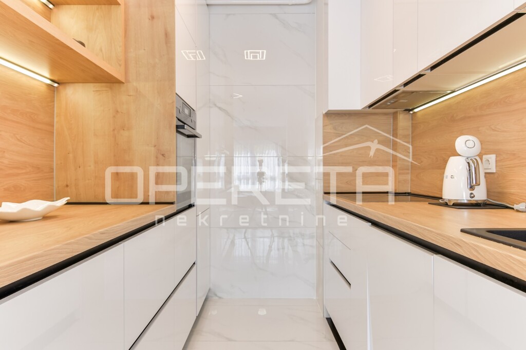 Image 6326280 - 8